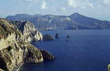 Panorama di Lipari e vulcano da quattrocchi